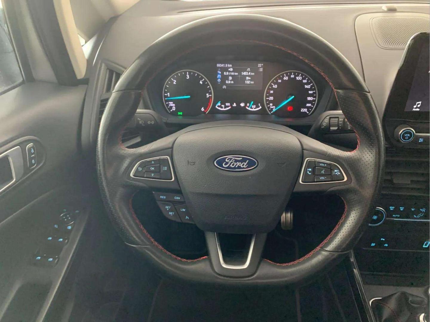 Ford EcoSport 1.5 TDCi 100 ST-Line Black Edition