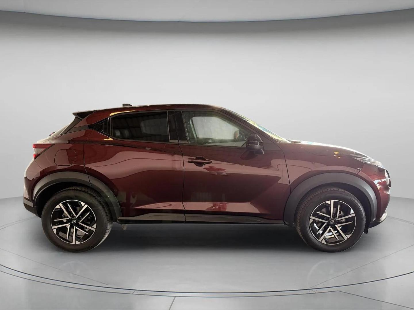 Nissan JUKE 1.0 DIG-T 114cv N-Connecta
