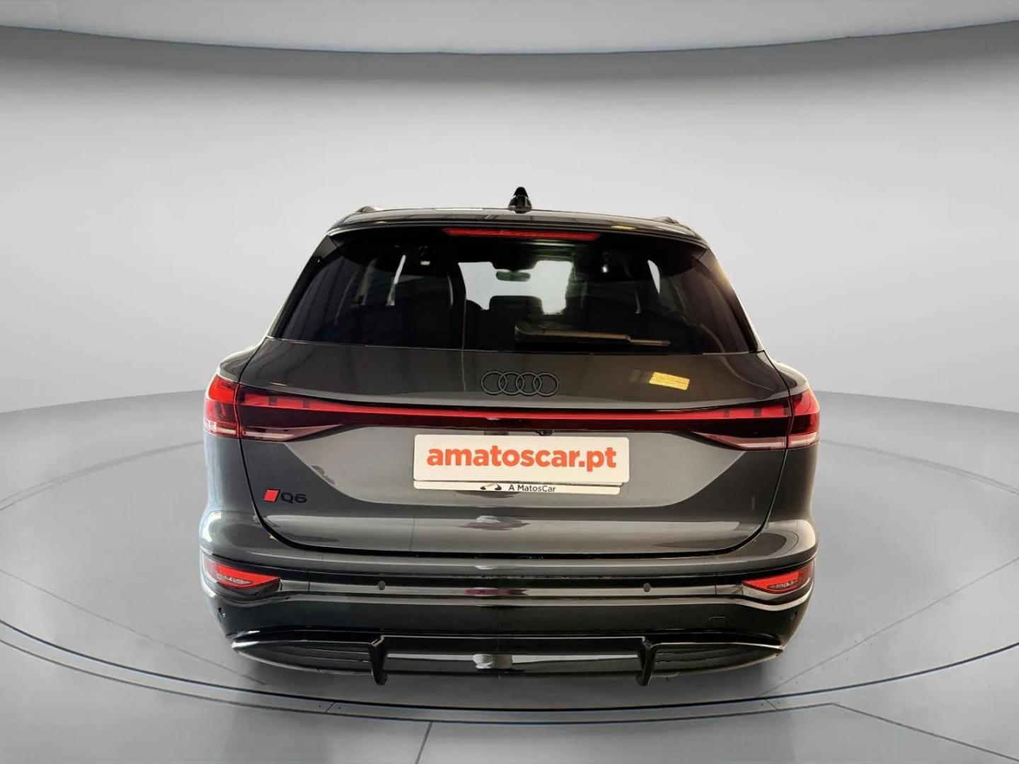 Audi Q6 e-tron e-tron performance SE