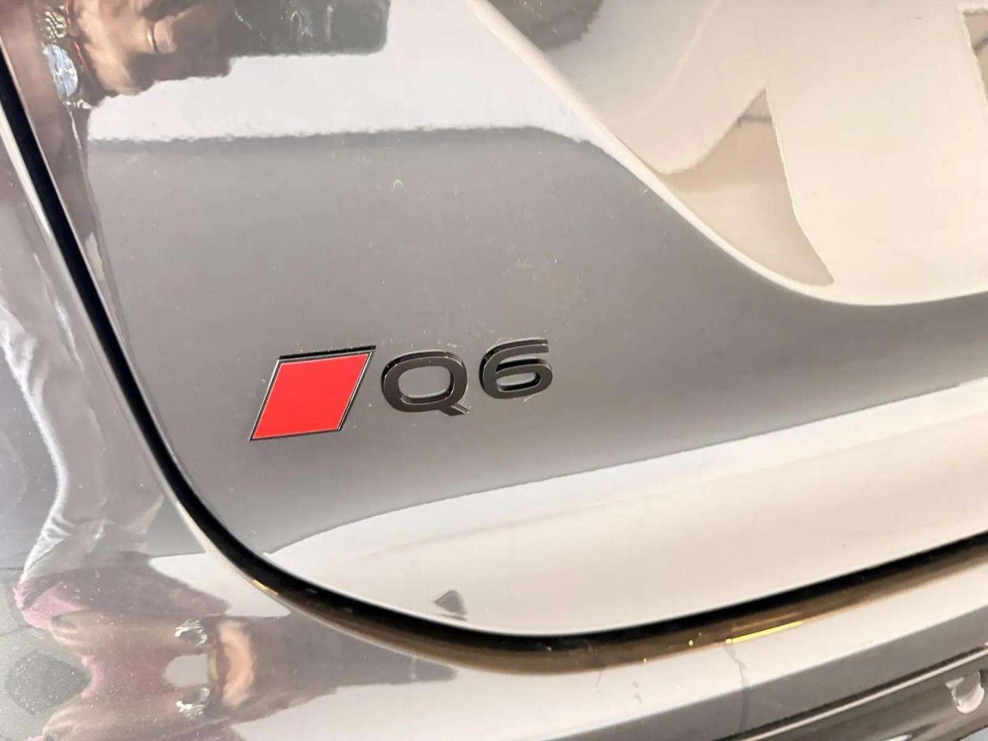 Audi Q6 e-tron e-tron performance SE