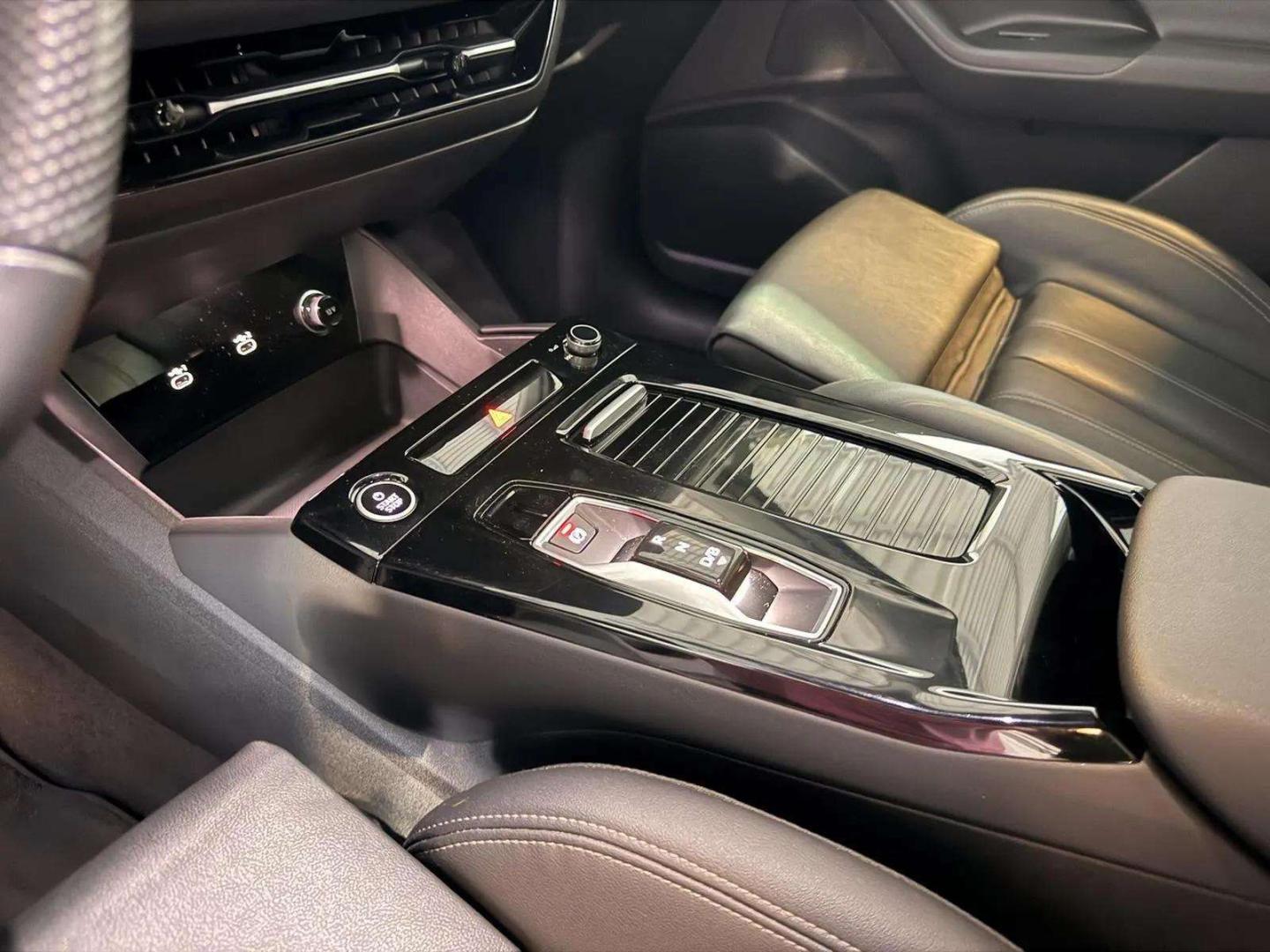 Audi Q6 e-tron e-tron performance SE