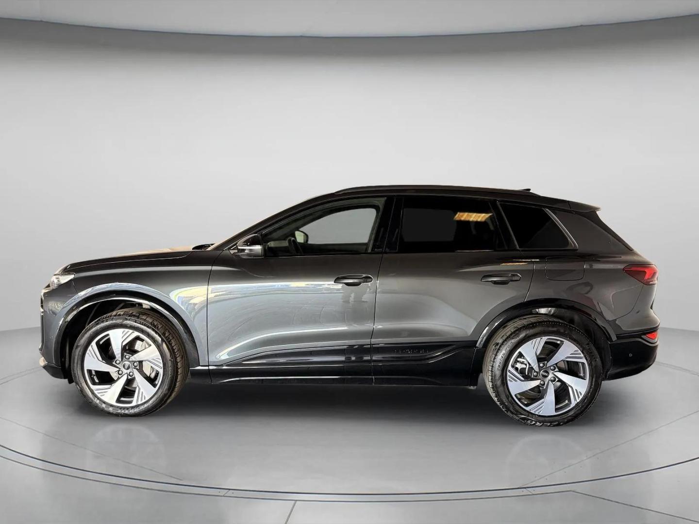 Audi Q6 e-tron e-tron performance SE