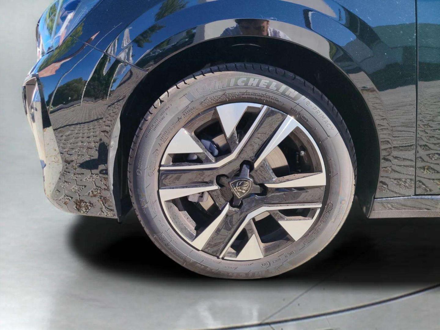 Peugeot 208 Allure Turbo 100 cv CVM6