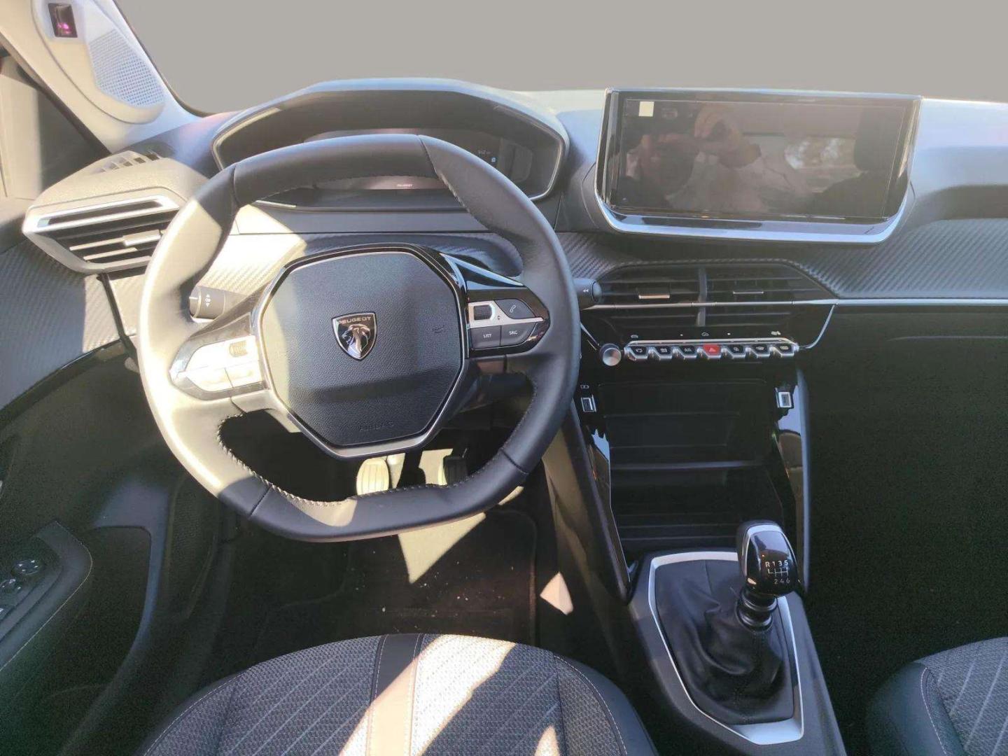 Peugeot 208 Allure Turbo 100 cv CVM6