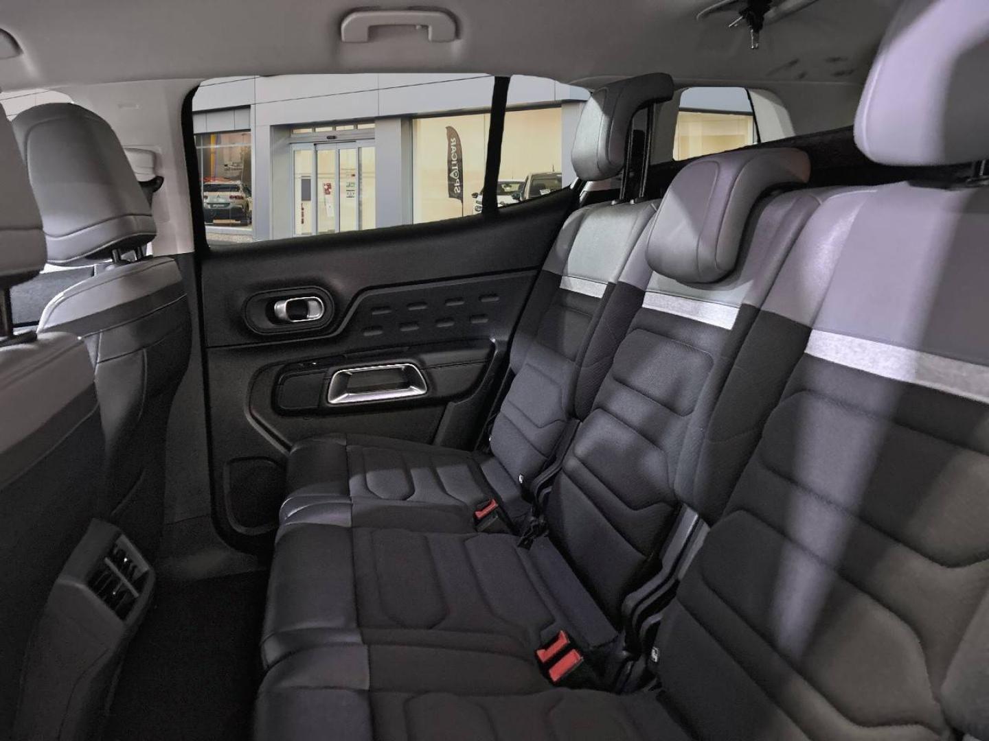 imagen swiper vehículo 12