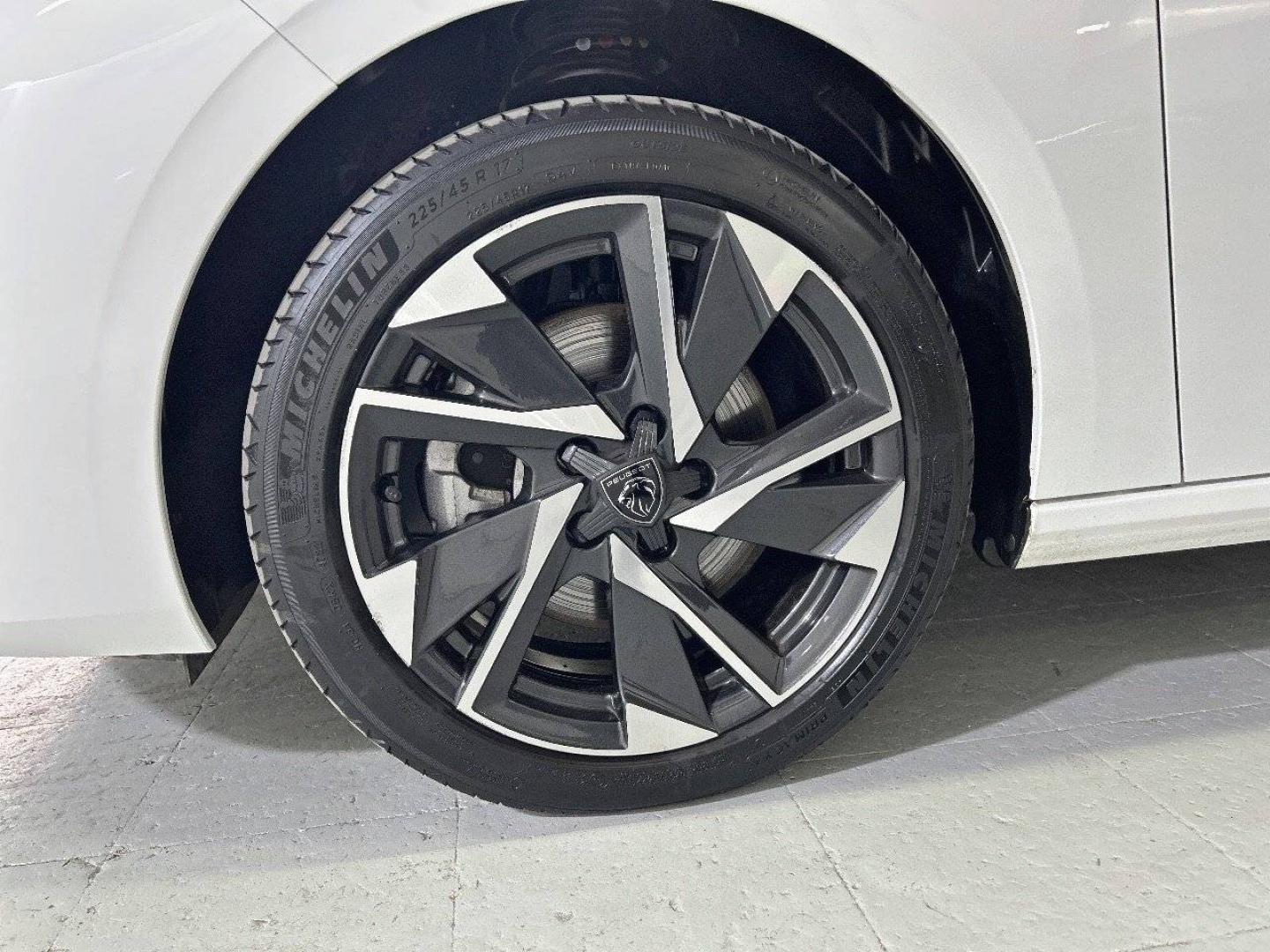 imagen swiper vehículo 13