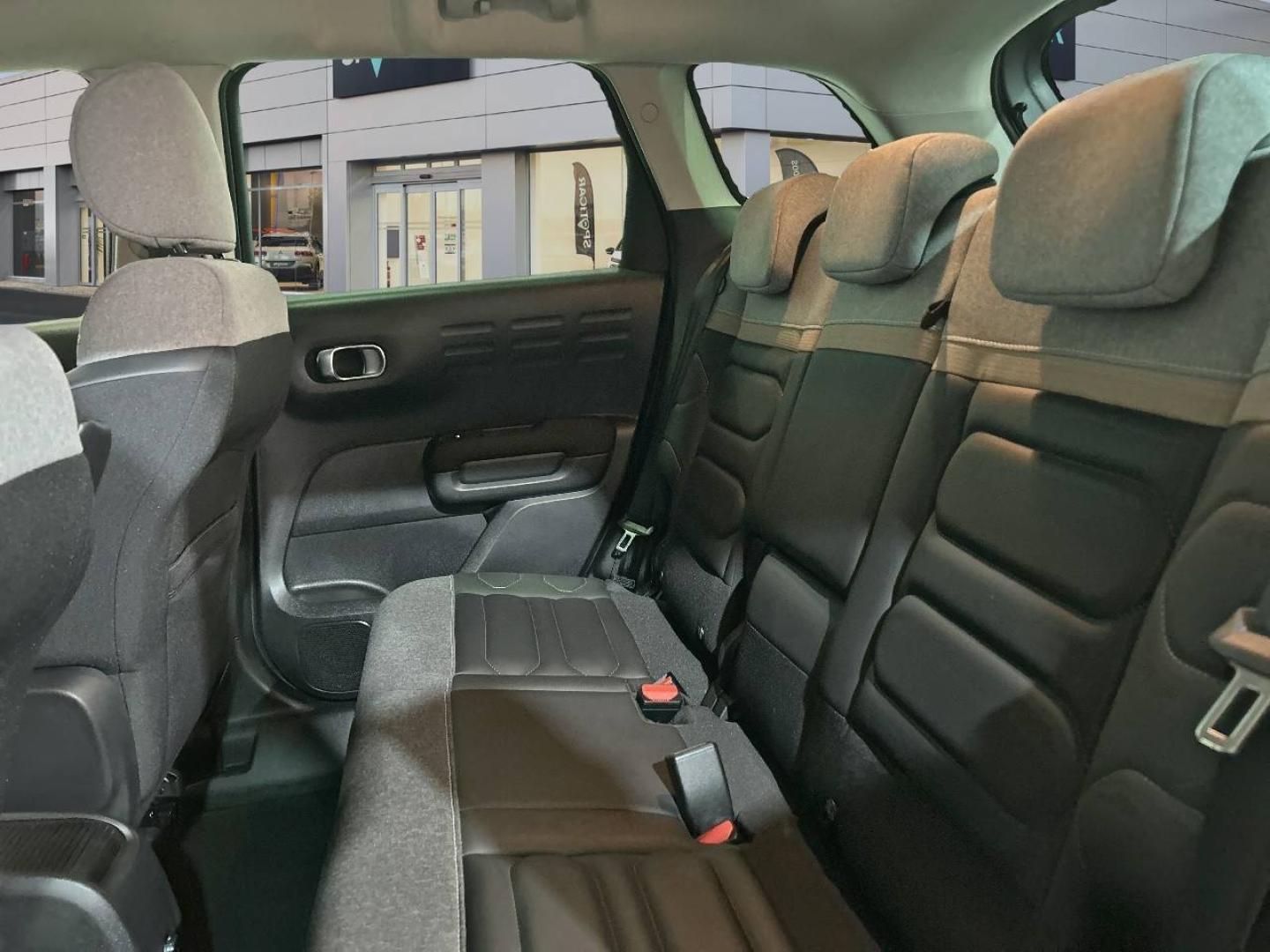 imagen swiper vehículo 12