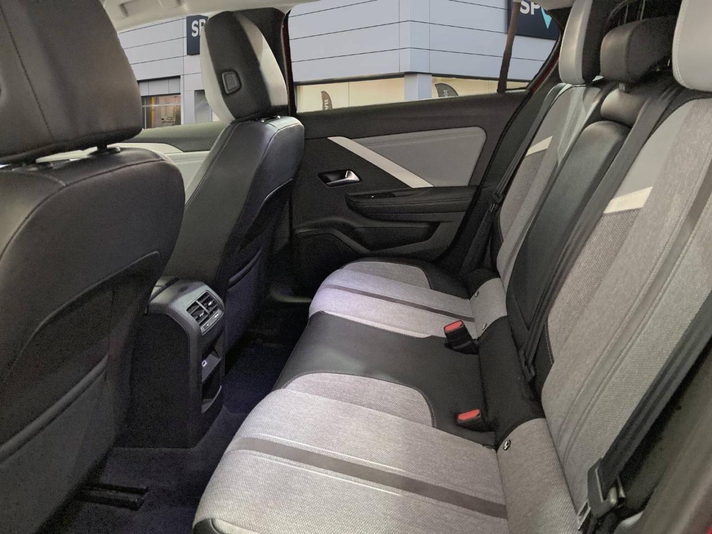 imagen swiper vehículo 12