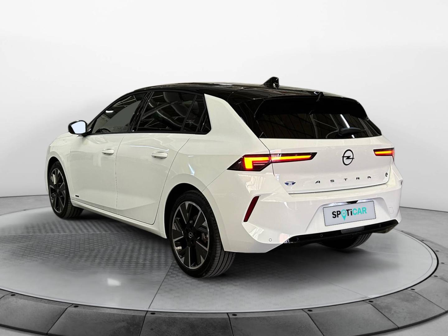 imagen swiper vehículo 3