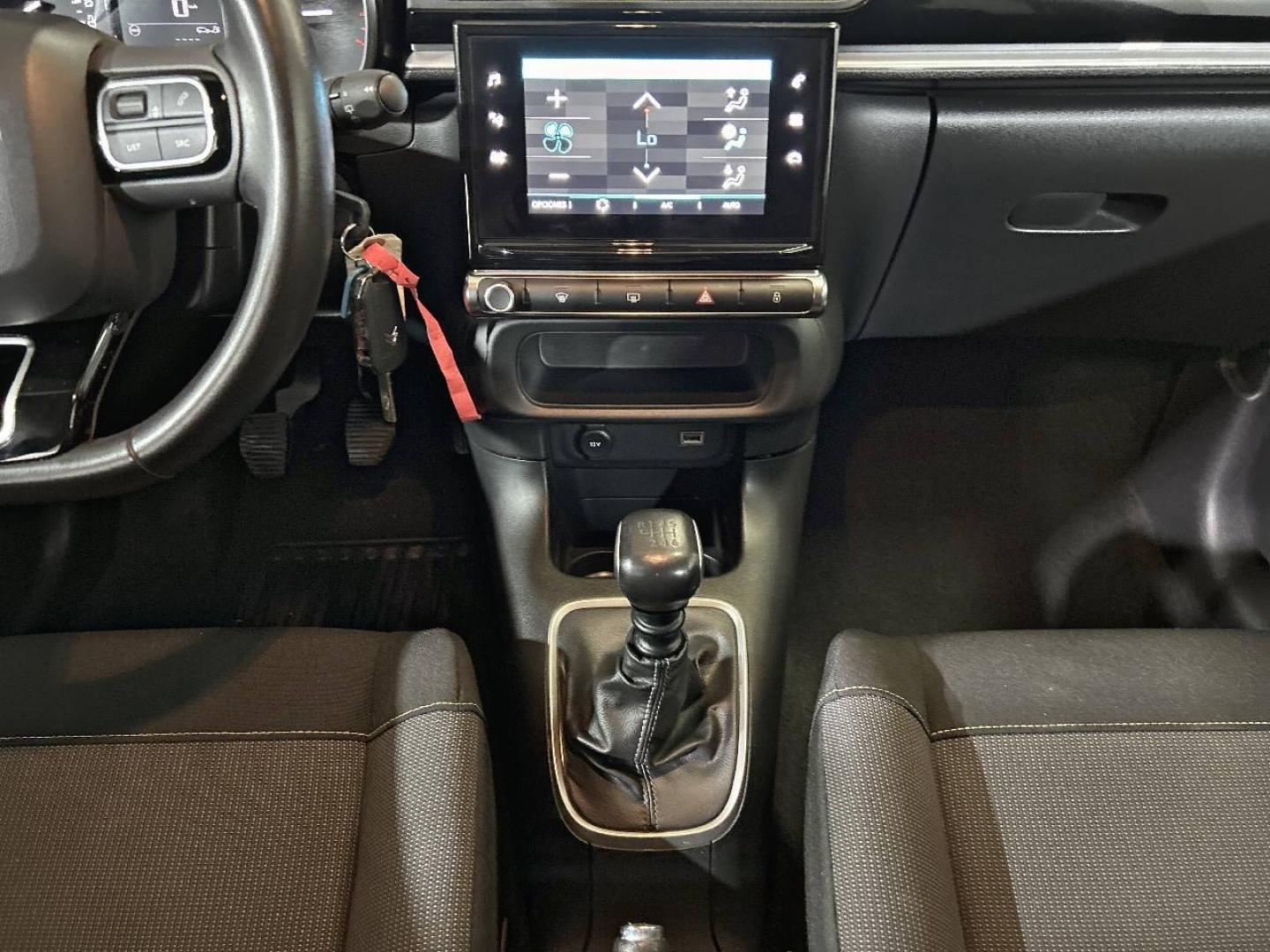 imagen swiper vehículo 14