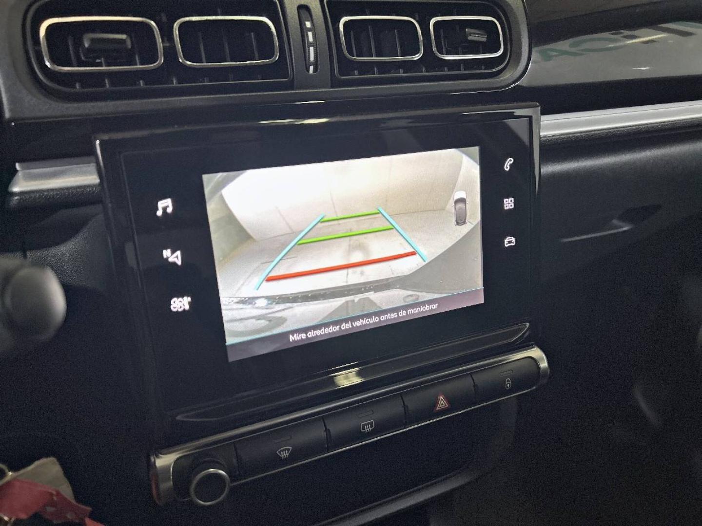 imagen swiper vehículo 18