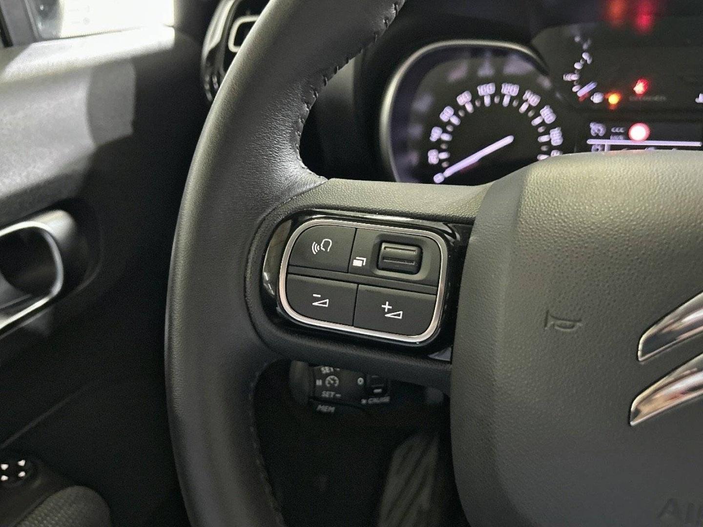 imagen swiper vehículo 9