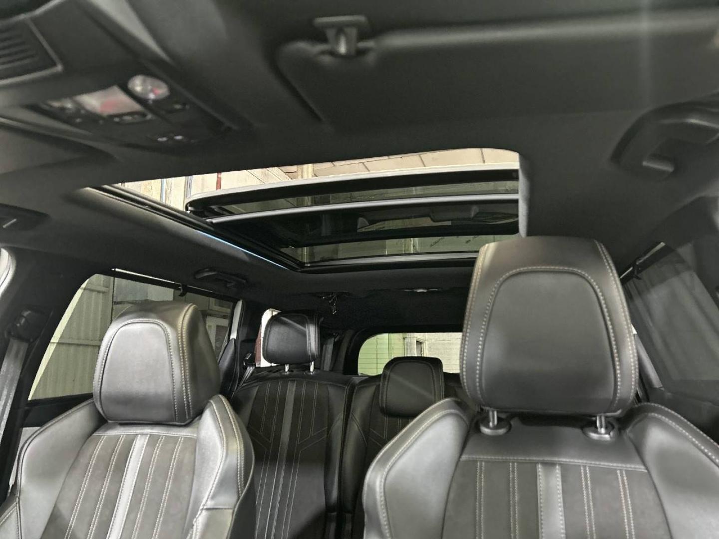 imagen swiper vehículo 21