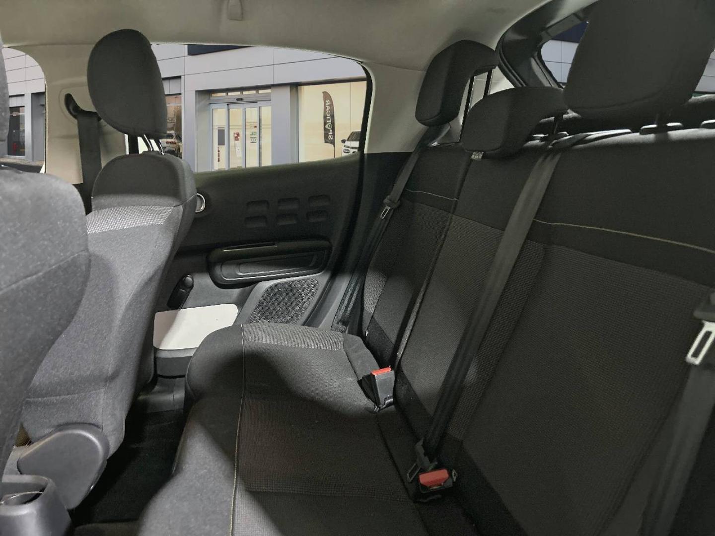 imagen swiper vehículo 12