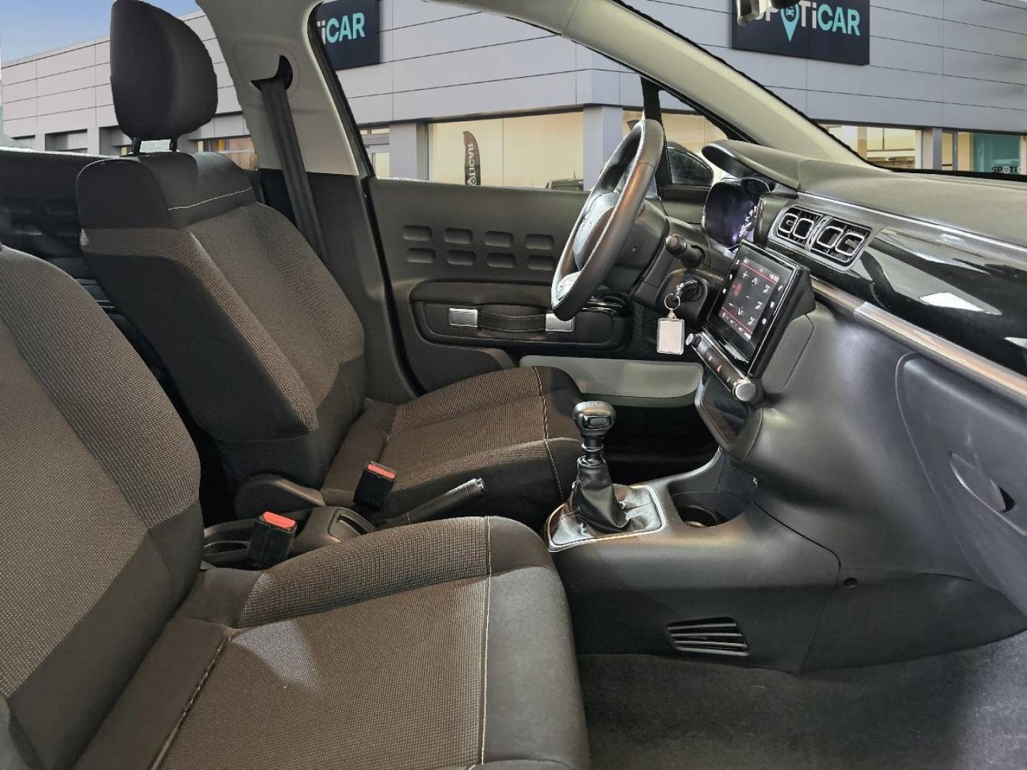 imagen swiper vehículo 17