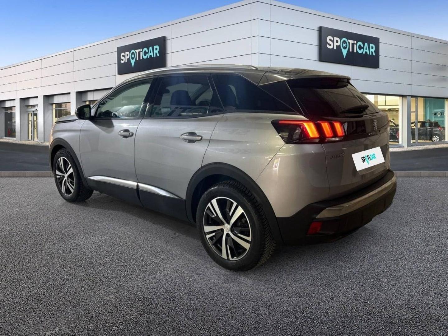 imagen swiper vehículo 7