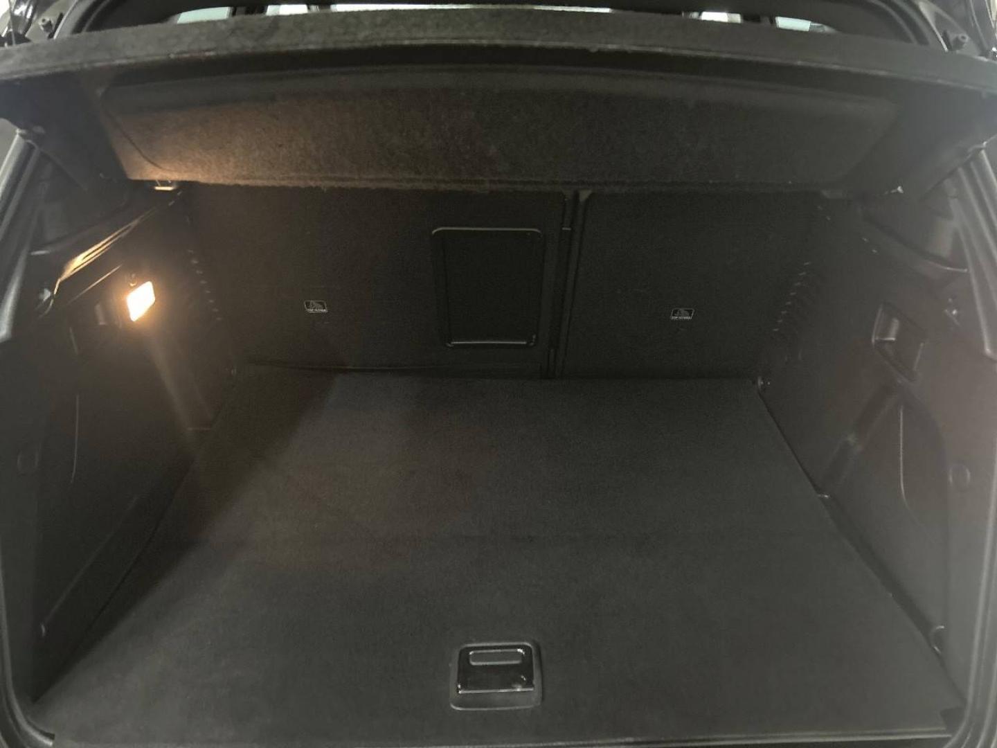 imagen swiper vehículo 6