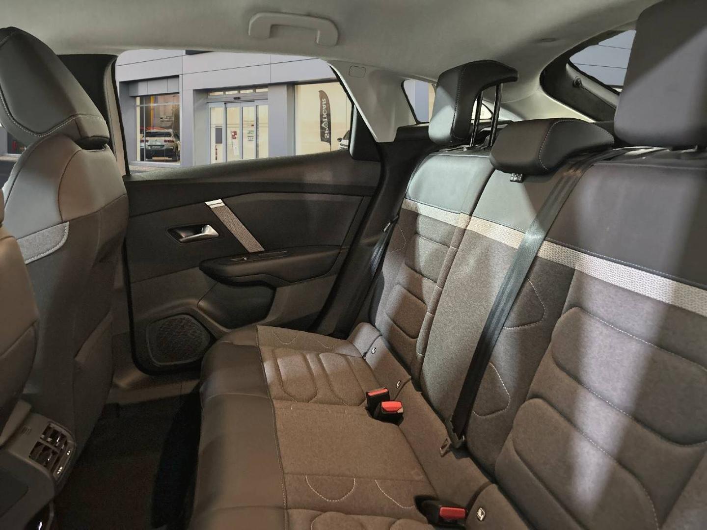 imagen swiper vehículo 12