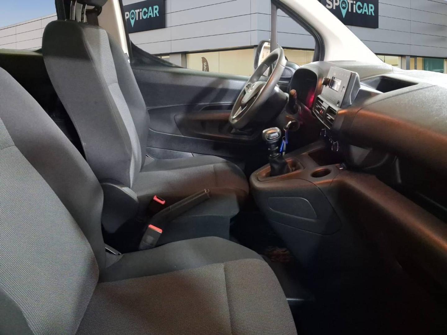 imagen swiper vehículo 17