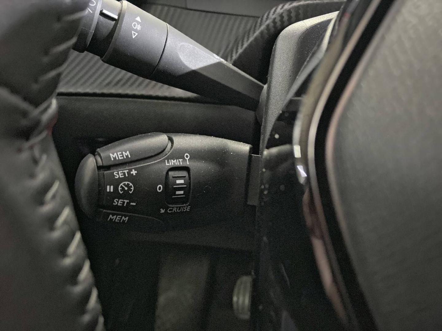 imagen swiper vehículo 24