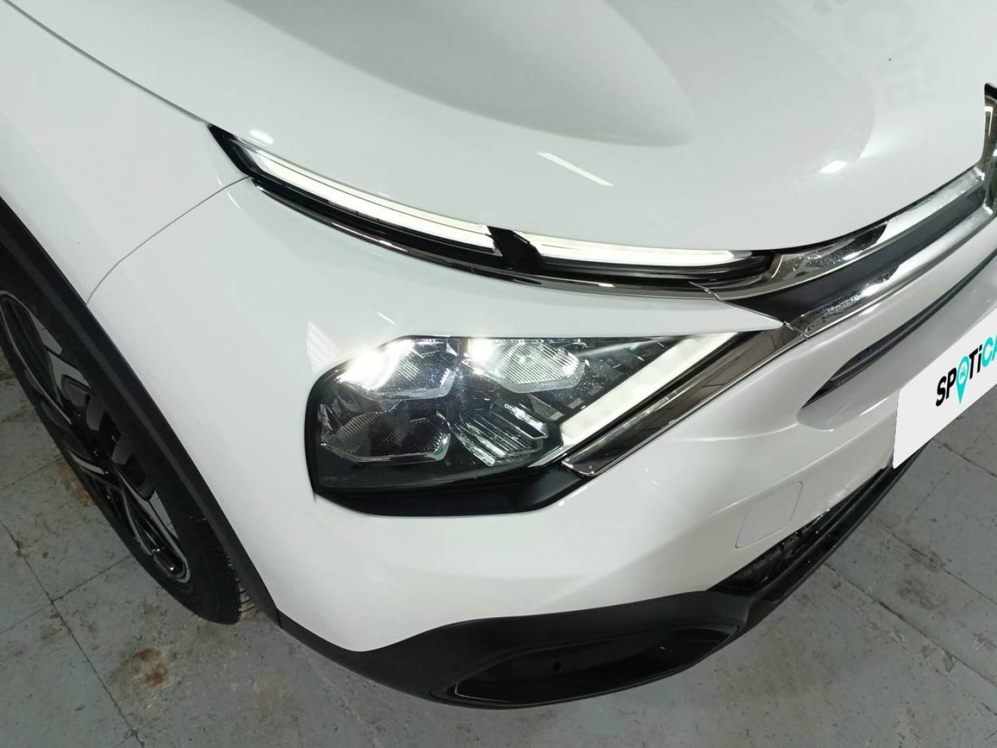 imagen swiper vehículo 15