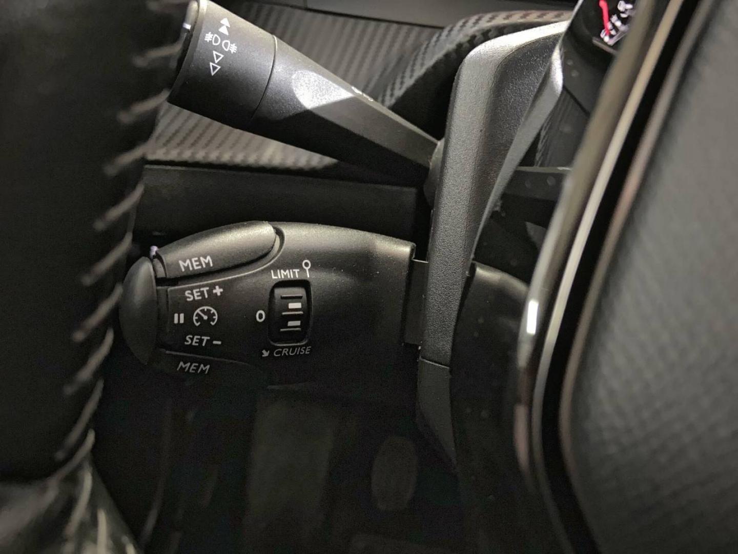 imagen swiper vehículo 24