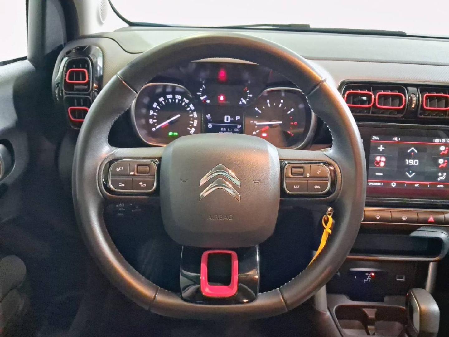 imagen swiper vehículo 9