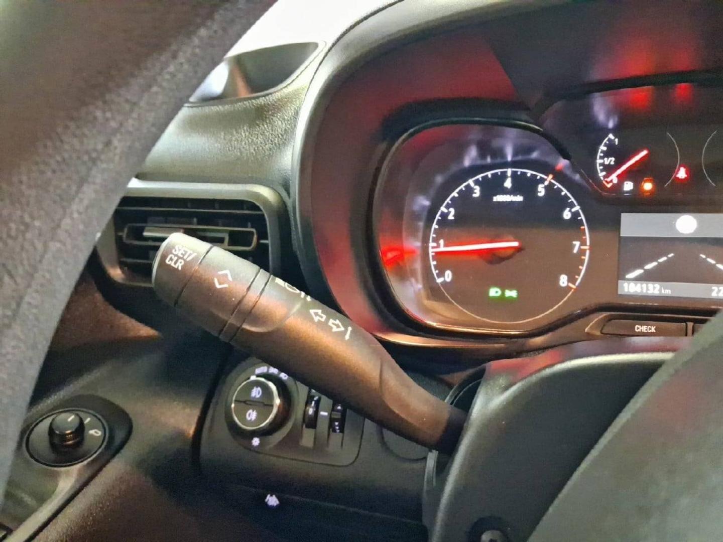 imagen swiper vehículo 24