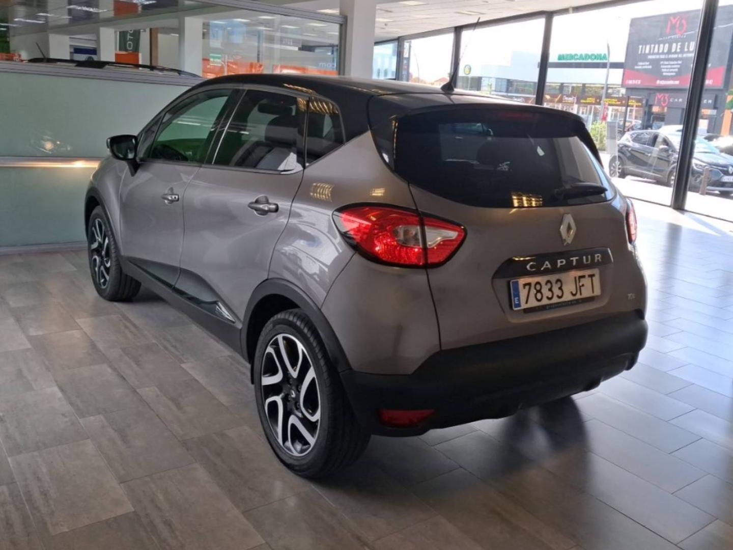 imagen swiper vehículo 7