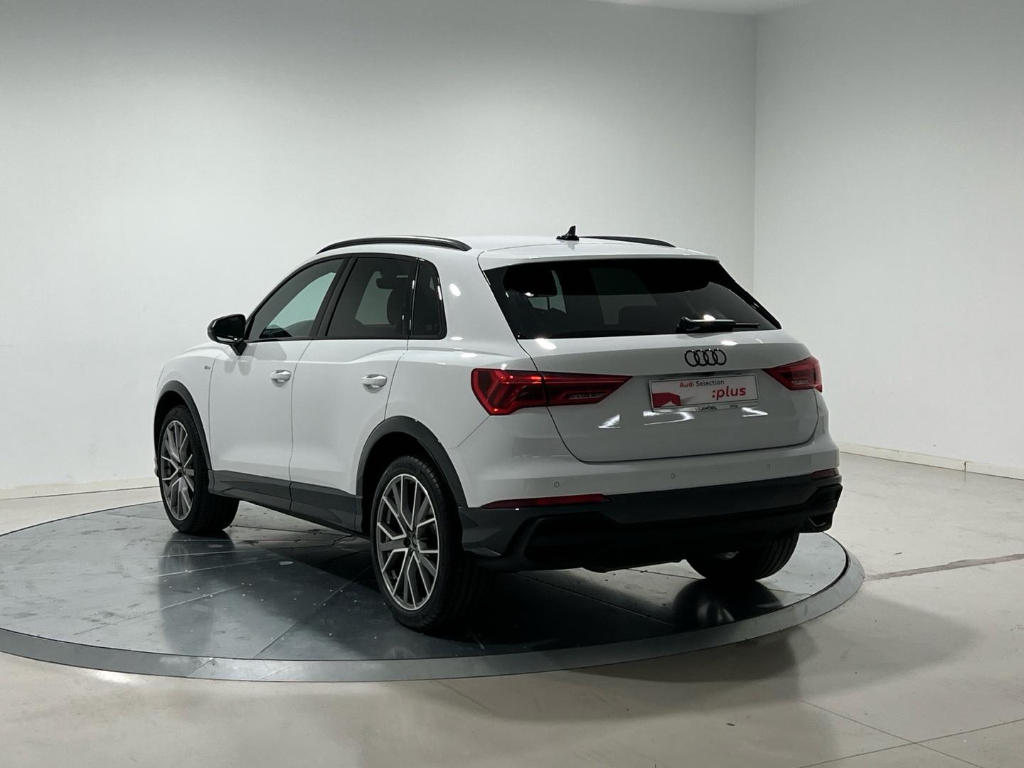 Audi Q3 2.0 35 TDI S TRONIC BLACK LINE 150 5P