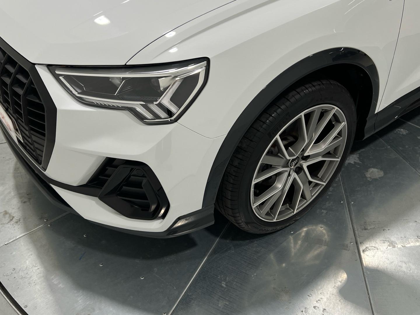 Audi Q3 2.0 35 TDI S TRONIC BLACK LINE 150 5P