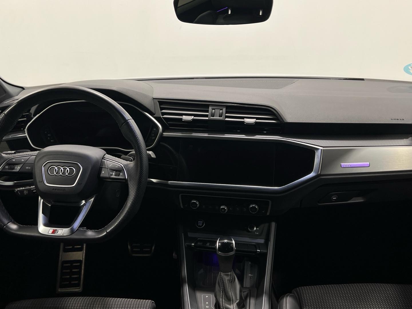 Audi Q3 2.0 35 TDI S TRONIC BLACK LINE 150 5P