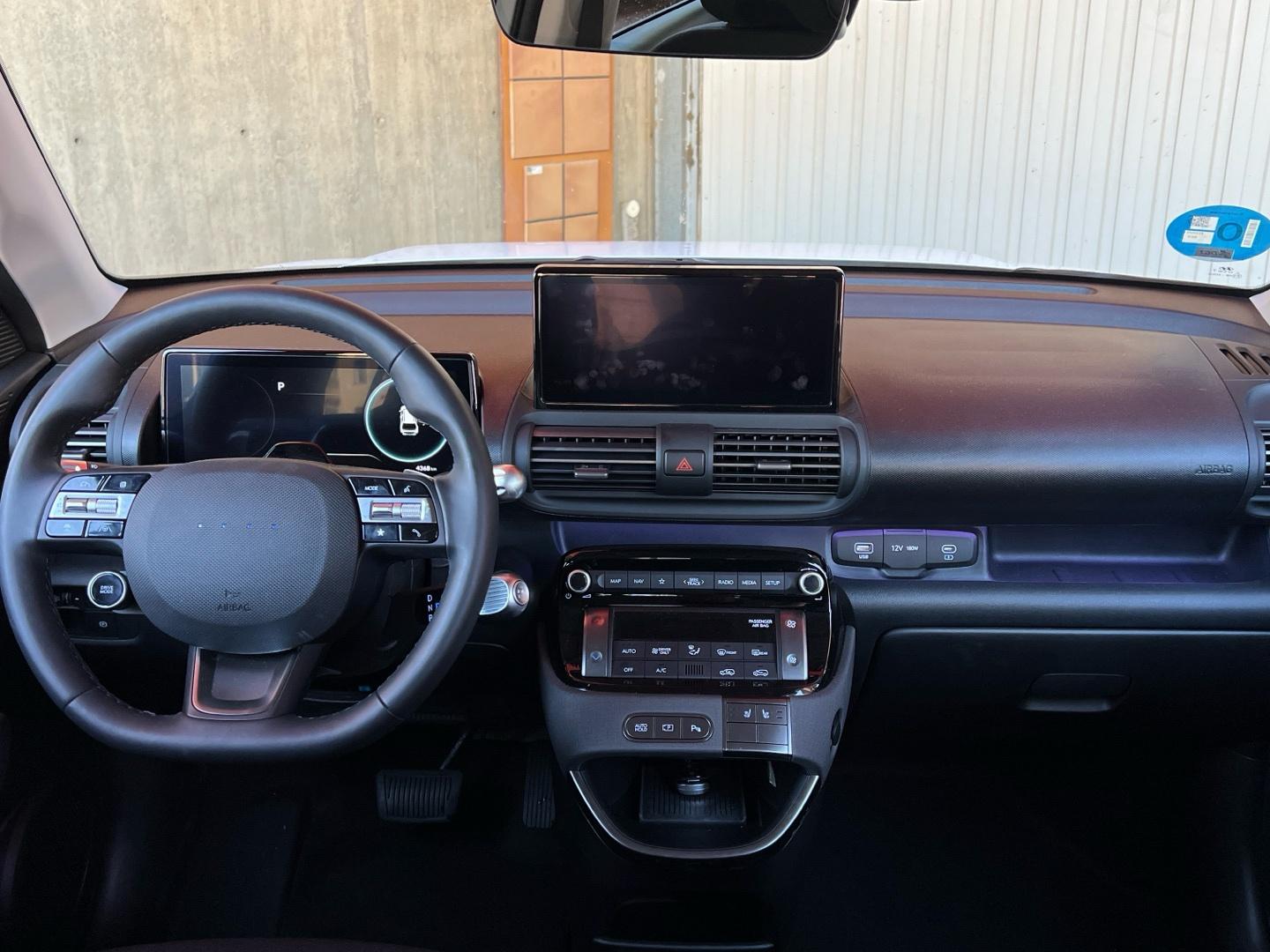 Hyundai BEV 49KWH TECNO 115 5P