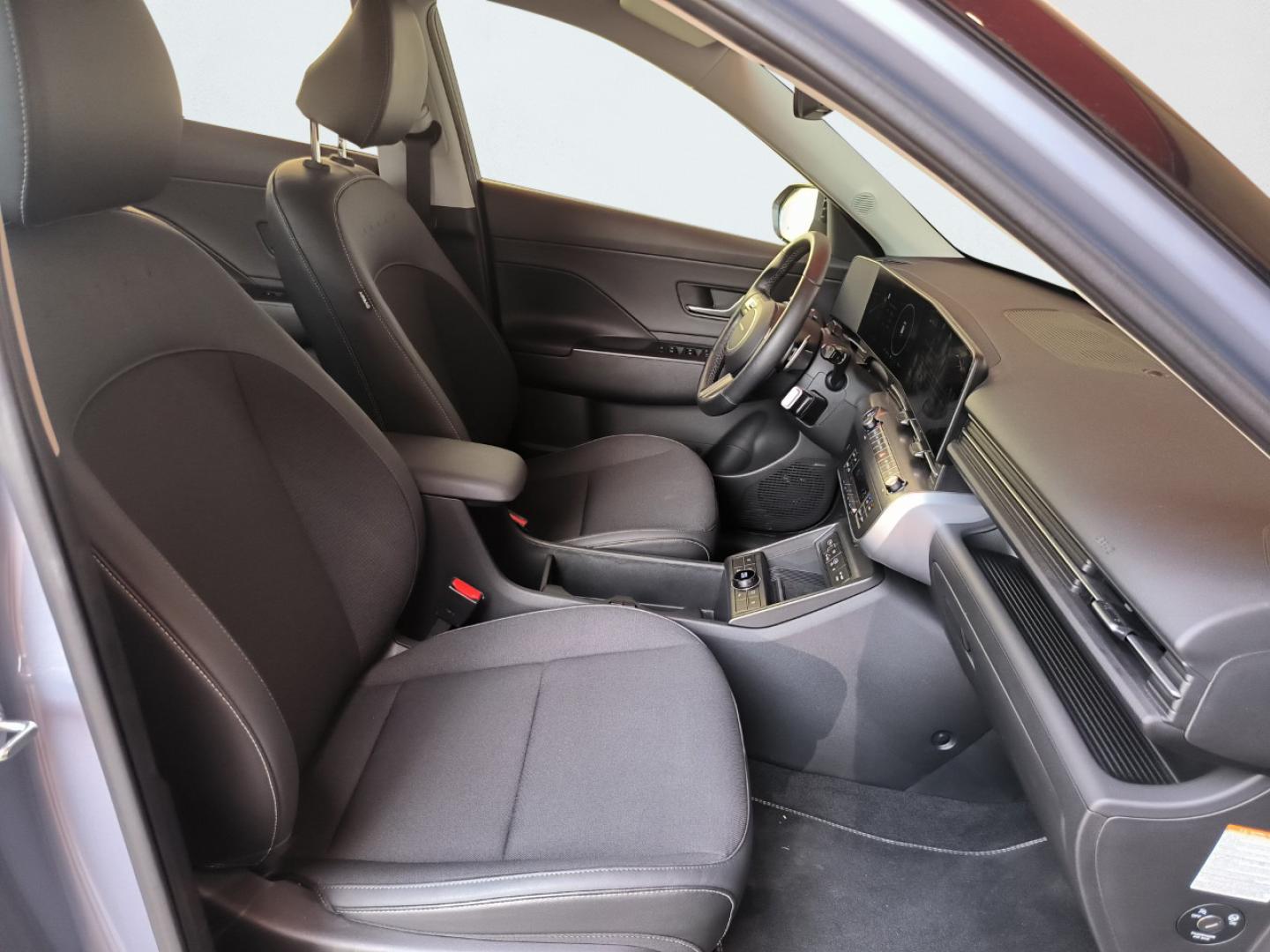 Hyundai Kona BEV 65KWH 160KW TECNO 2-TONE 218 5P