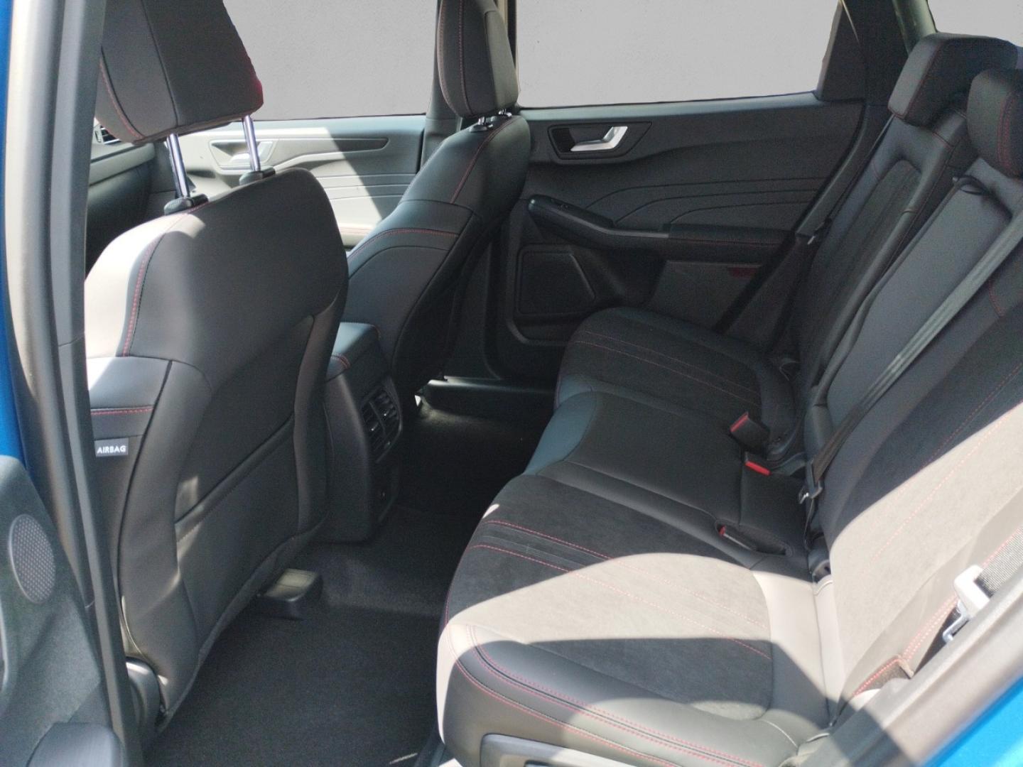 Ford Kuga 2.5 PHEV ST-LINE X AUTO 243 5P