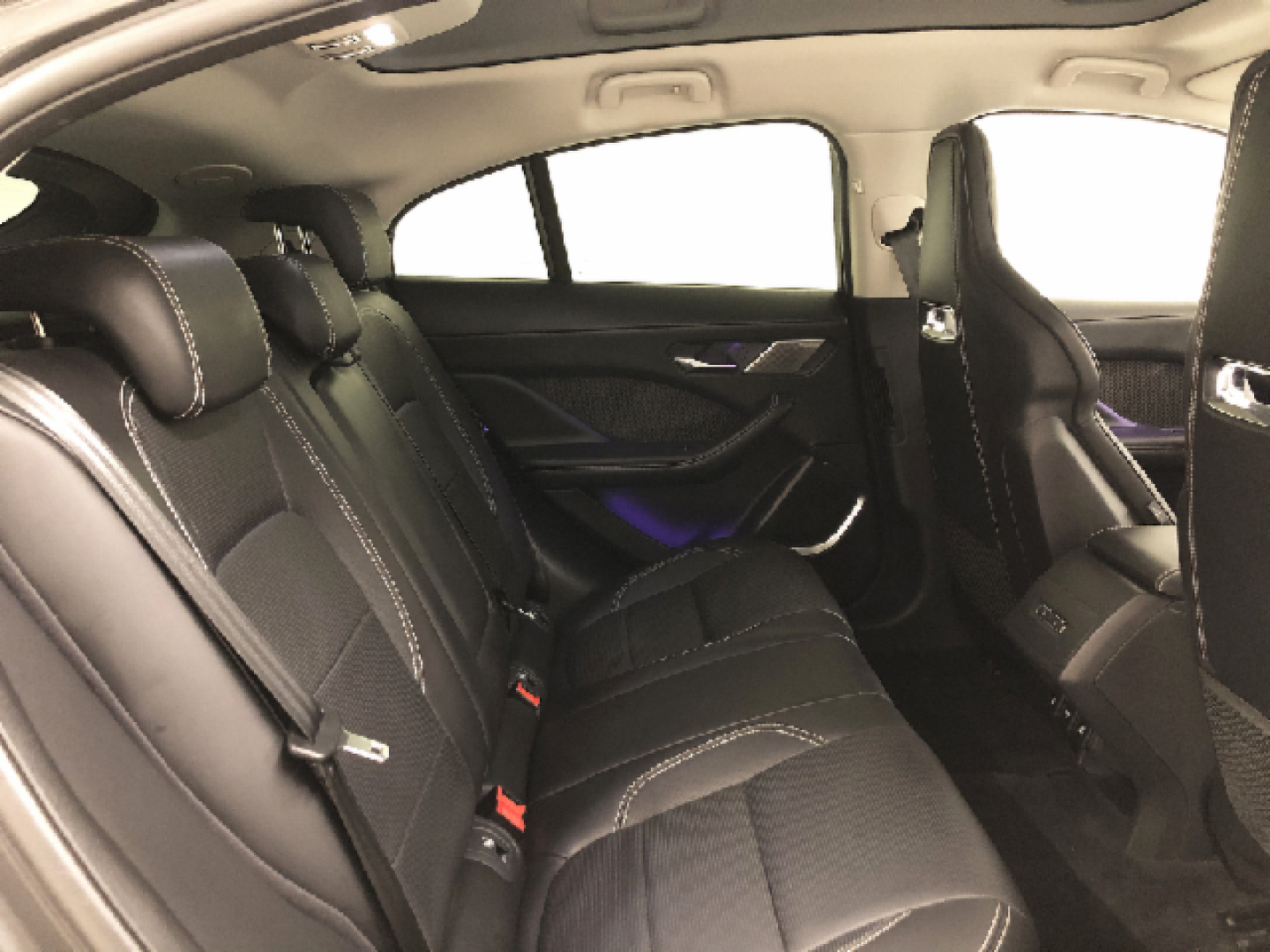Jaguar i-Pace EV400 HSE AUTO 4WD 400 5P