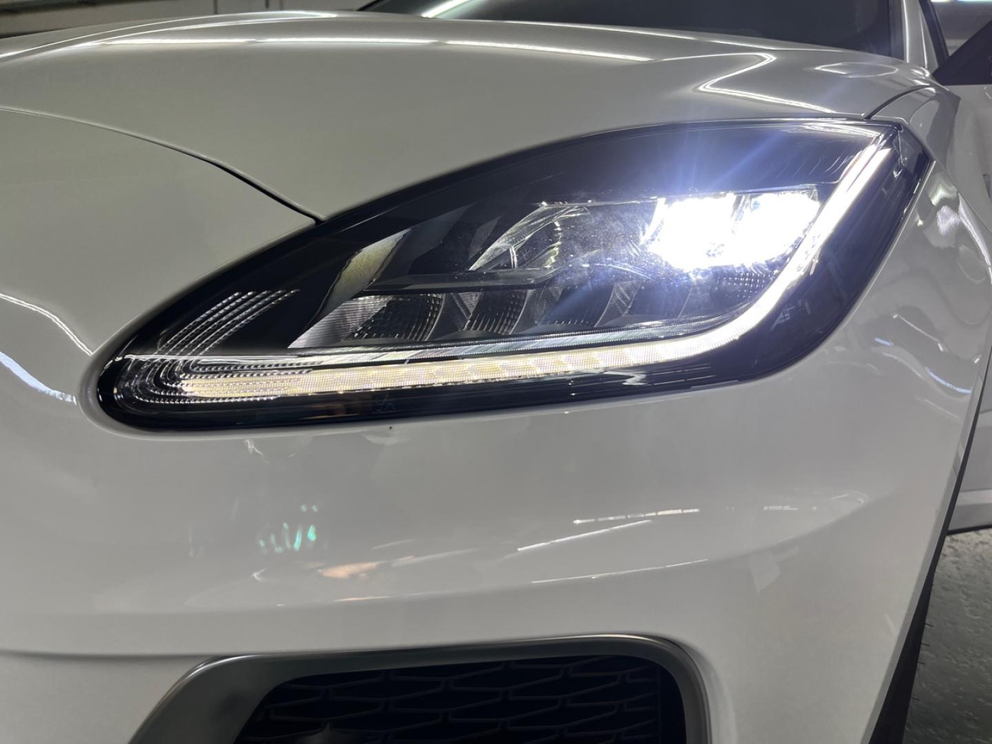 Jaguar E-Pace 2.0 D163 MHEV R-DYNAMIC S AUTO 4WD 163 5P