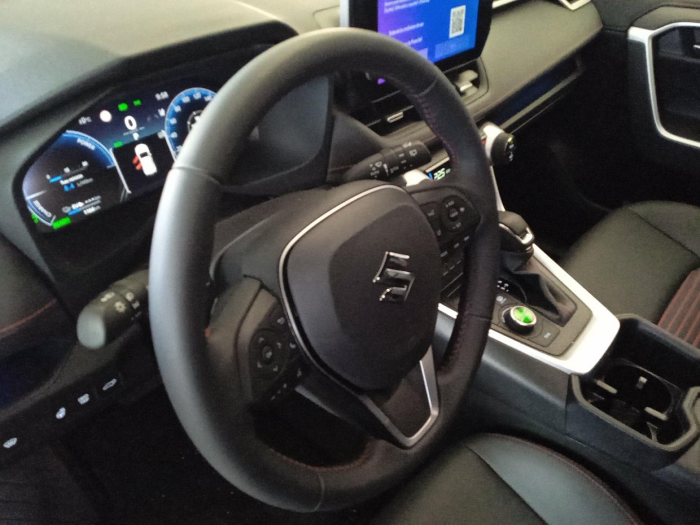 Suzuki Across 2.5 PLUG-IN HYBRID 4WD AUTO 306 5P