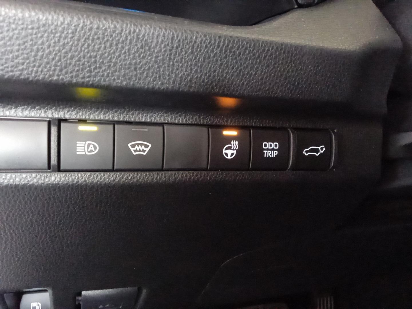 Suzuki Across 2.5 PLUG-IN HYBRID 4WD AUTO 306 5P