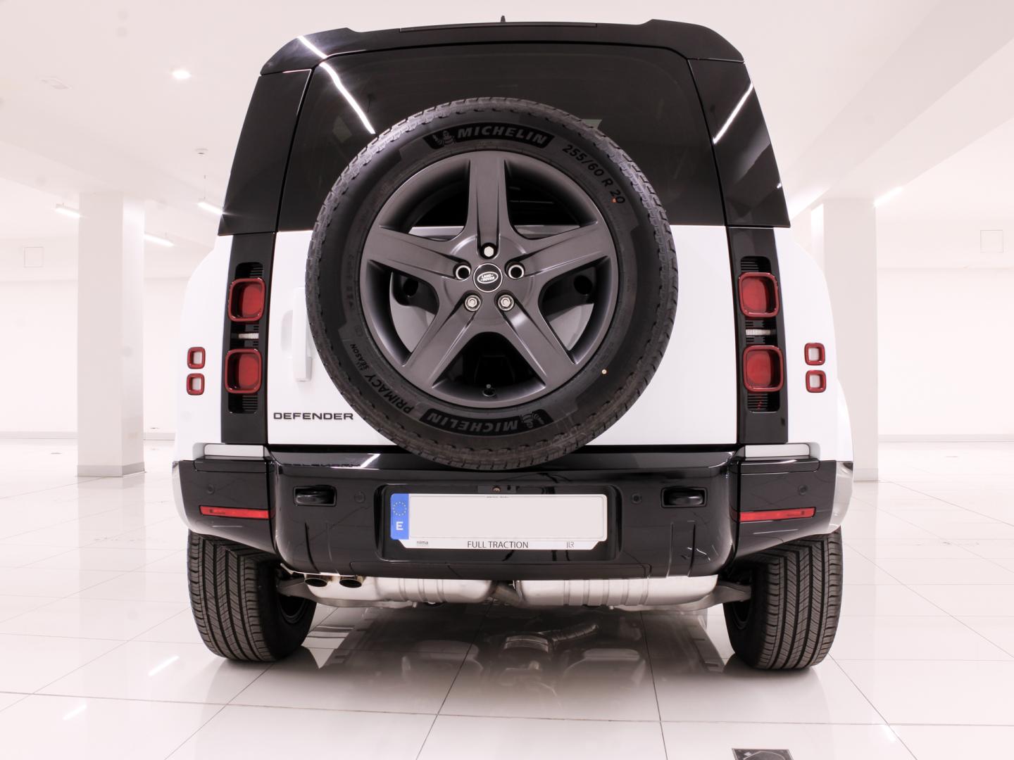 Land Rover Defender 3.0 D250 MHEV X-DYNAMIC SE 90 AUTO 4W 249 3P