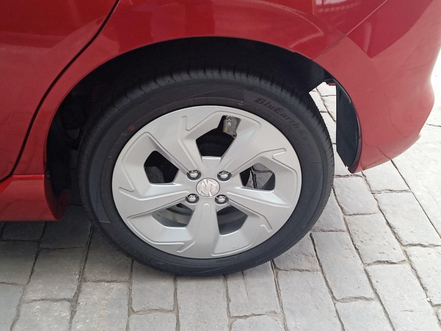 Suzuki Swift 1.2 MILD HYBRID S2 83 5P