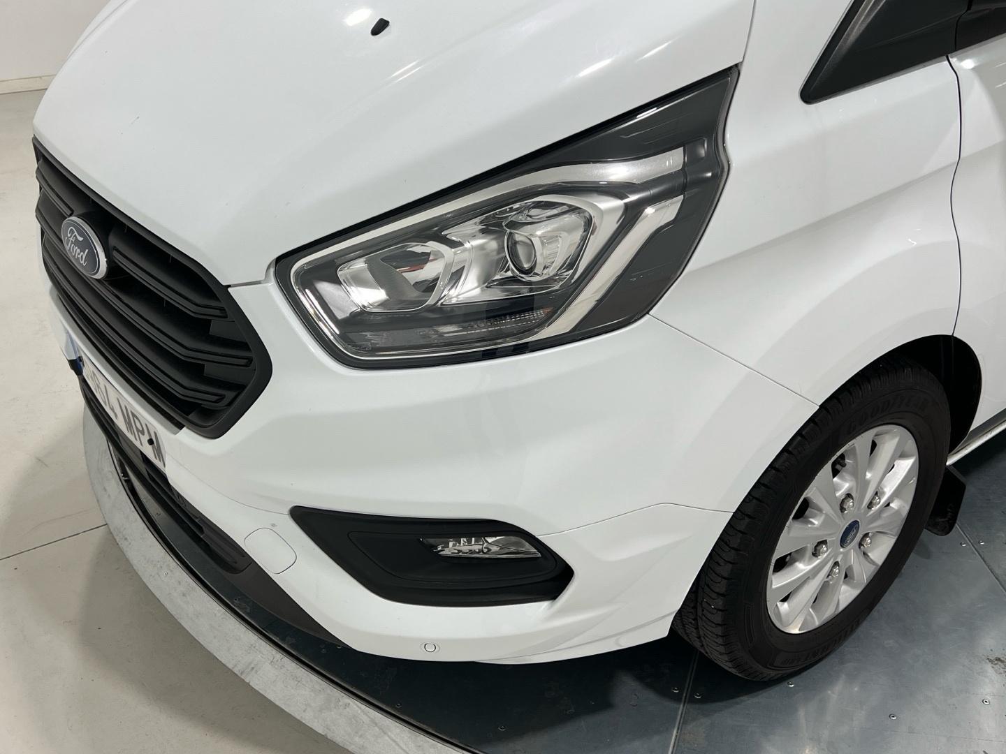 Ford Transit Custom TRANSIT CUSTOM 2.0 TDCI 96KW 320 NUGGET TREND SWB AU 130 4P