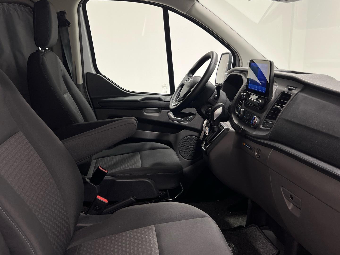 Ford Transit Custom TRANSIT CUSTOM 2.0 TDCI 96KW 320 NUGGET TREND SWB AU 130 4P