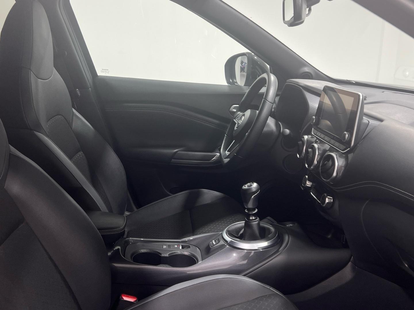 Nissan JUKE 1.0 DIG-T 84KW N-CONNECTA 114 5P