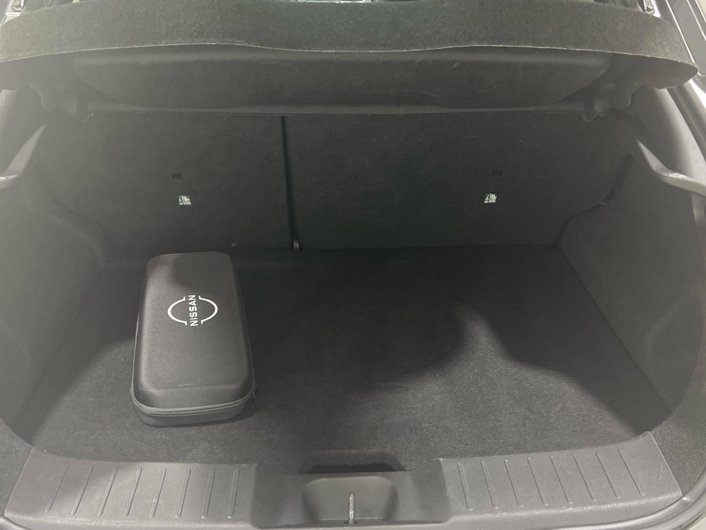 Nissan JUKE 1.0 DIG-T 84KW N-CONNECTA 114 5P