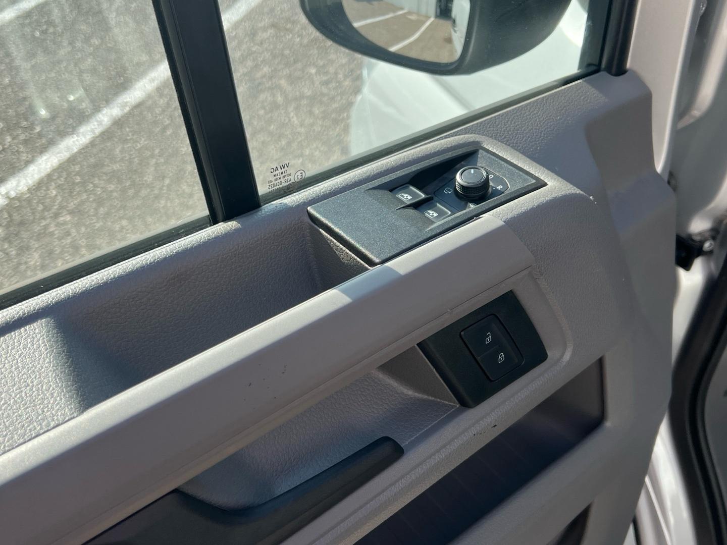 Volkswagen Crafter 35 FURGóN BATALLA LARGA L4H3 2.0 TDI FWD 130 KW (177 CV) AUT 8 VEL. 3500