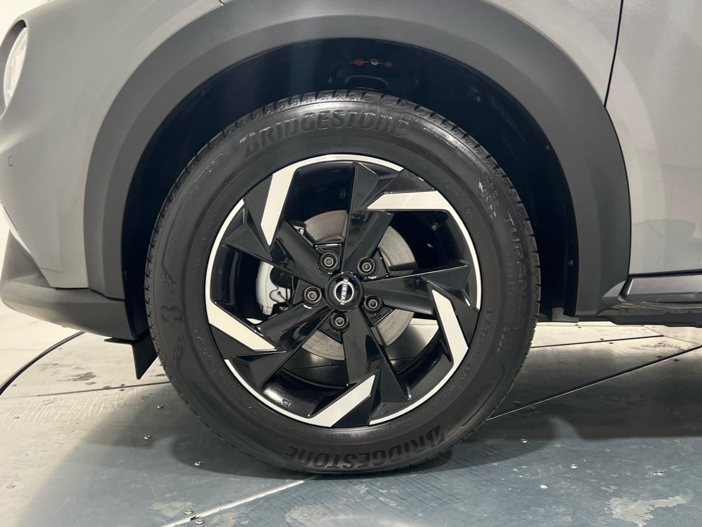 Nissan JUKE 1.0 DIG-T 84KW N-CONNECTA 114 5P