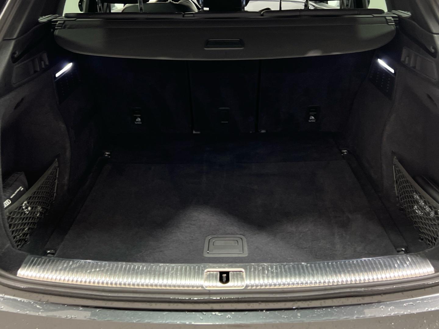 Audi Q5 2.0 40 TDI S TRONIC QUATTRO S LINE 204 5P