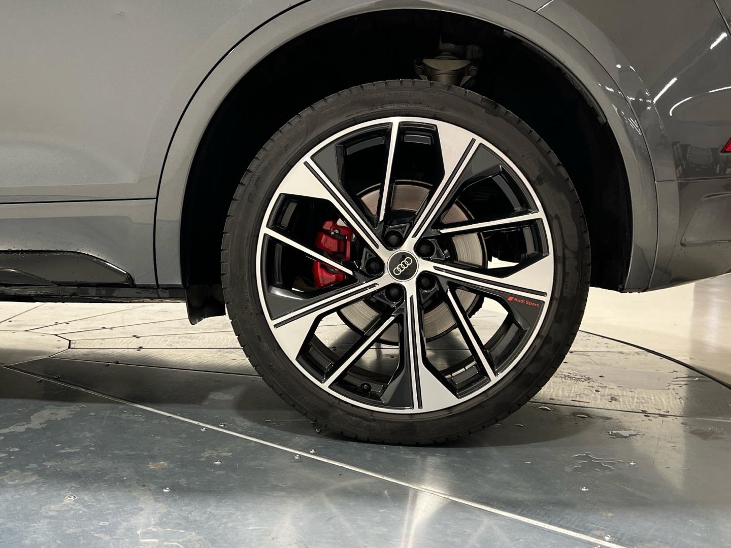 Audi Q5 2.0 40 TDI S TRONIC QUATTRO S LINE 204 5P