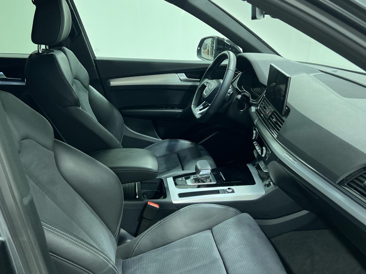 Audi Q5 2.0 40 TDI S TRONIC QUATTRO S LINE 204 5P